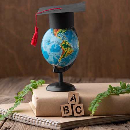 Translator working on Pashto, Dari, Farsi and English documents